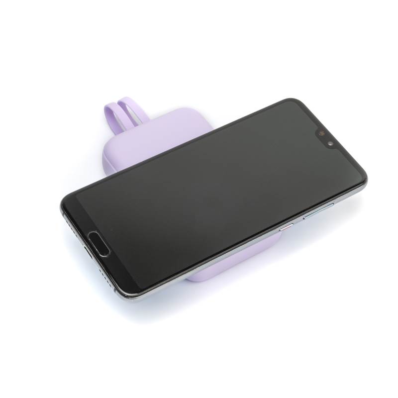 Powerbank s bežičnim punjačem - Slika 9